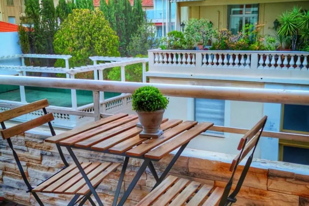 Cannes Holiday Suite A 2 Pas Du Festival Et Plages Apartment
