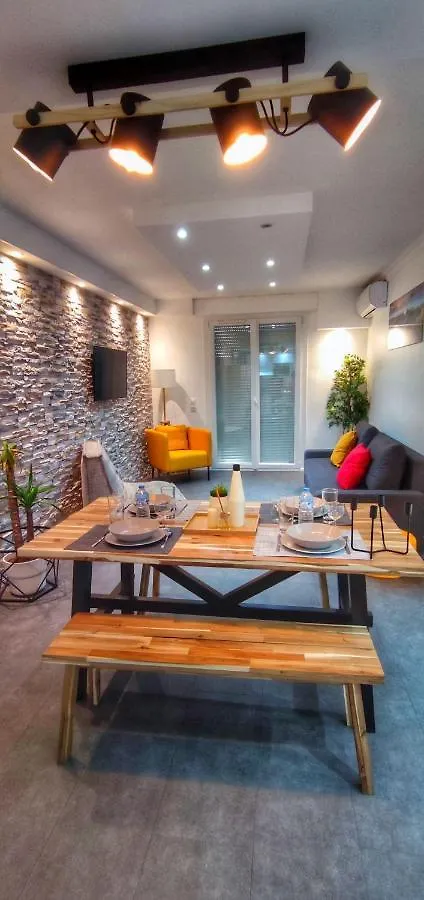 Cannes Holiday Suite A 2 Pas Du Festival Et Plages 0*,