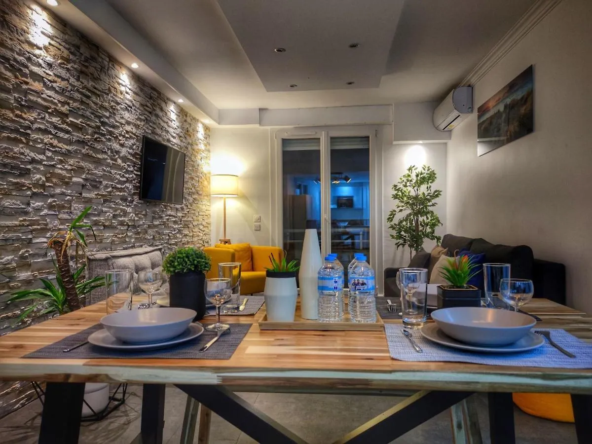 Cannes Holiday Suite A 2 Pas Du Festival Et Plages France